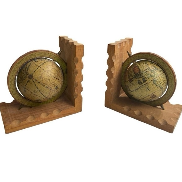 Vtg 1970's Latin Old World Map Globe Bookends Hong Kong Renaissance Explorer - Picture 2 of 9